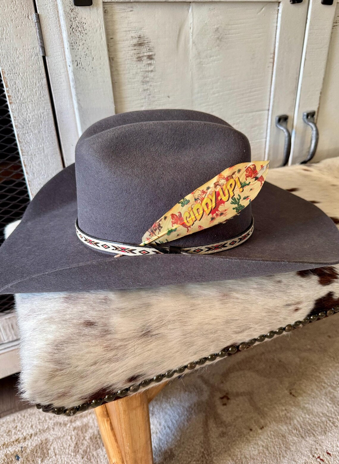 Giddy Up Design Hat Feather